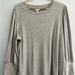 AVA & VIV Gray Long Sleeve Blouse with Large Cuffs